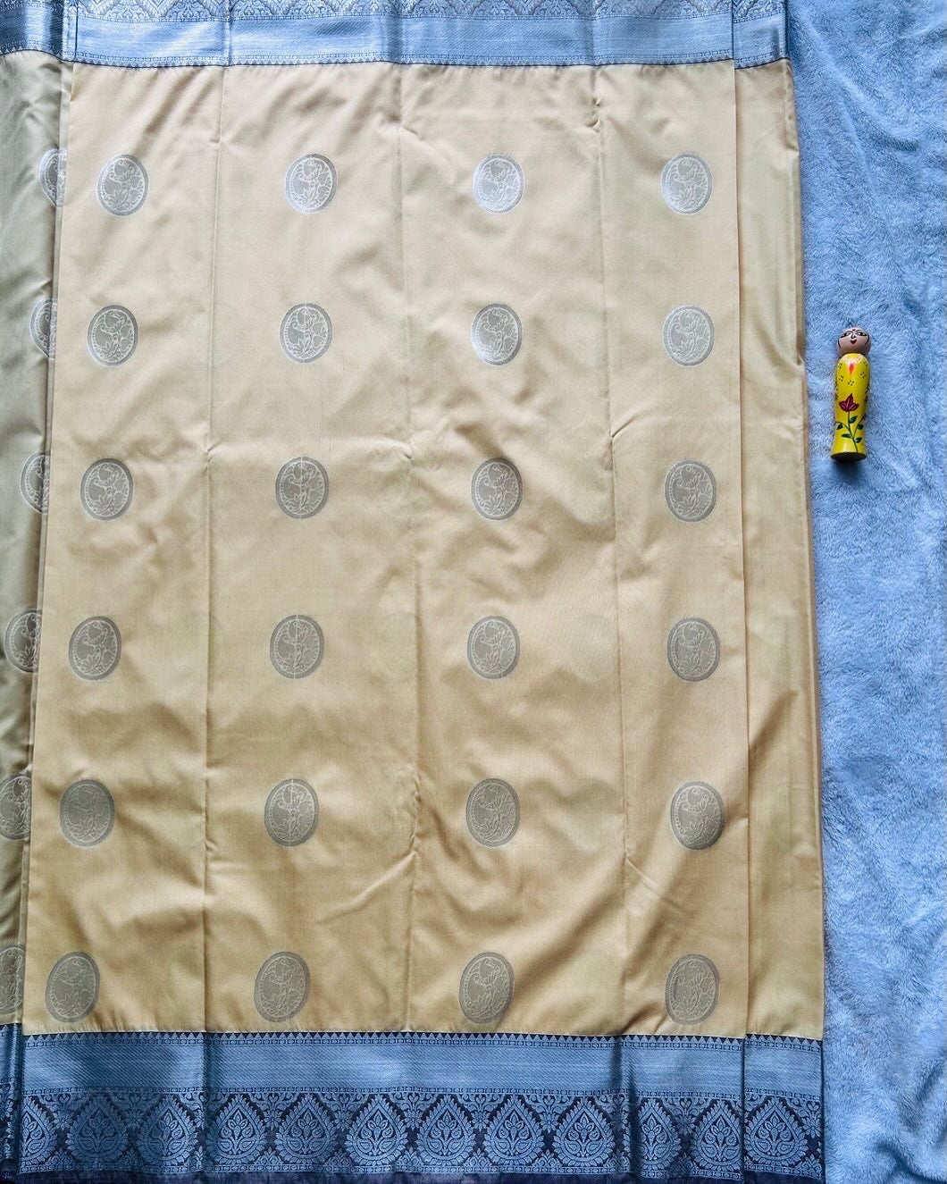 Off white with Purple Kanchipuram handloom soft silk saree