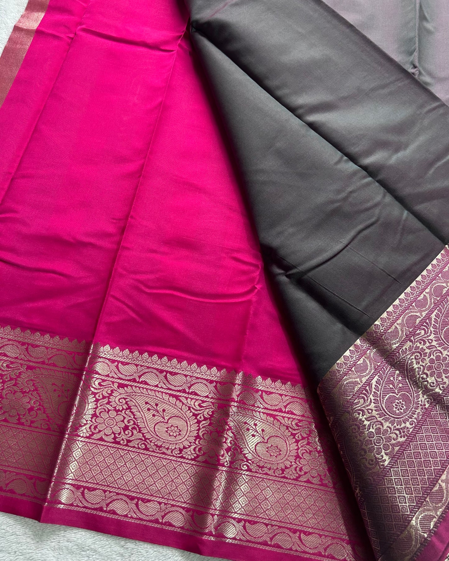 Dark green with Rani pink contrast blouse semi silk saree