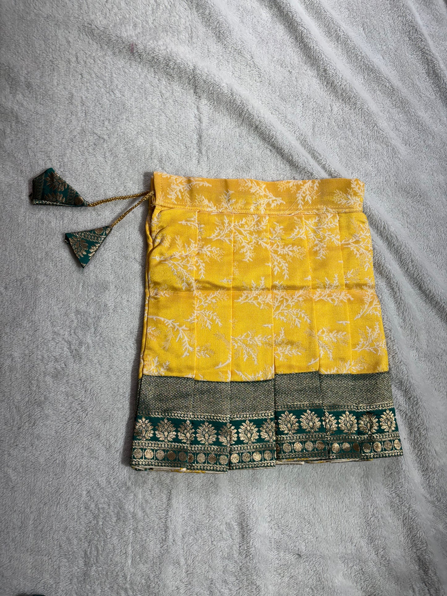 Dark green blouse with mustard yellow lehenga pattu pavadai