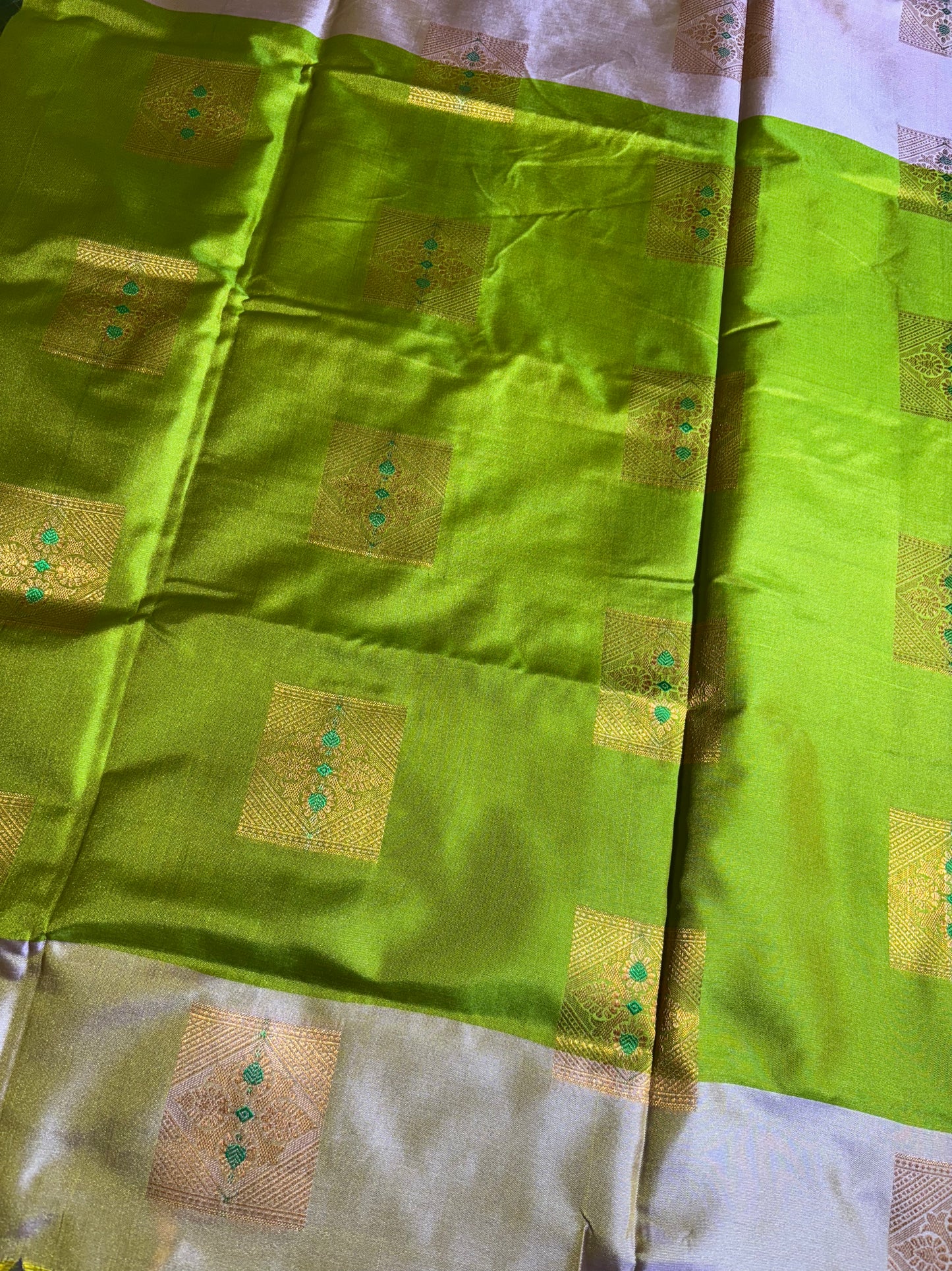 Lavender with purple soft silk saree wth temple border and tassels