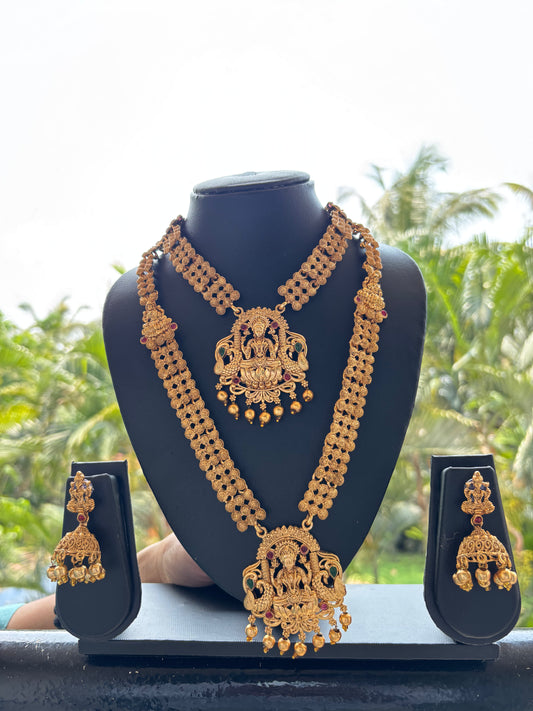 A Stunning Traditional Antique temple jewellery set